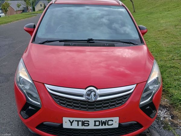 Vauxhall Zafira MPV, Diesel, 2016, Red