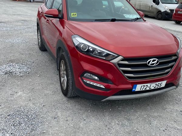 Hyundai Tucson SUV, Diesel, 2017, Red