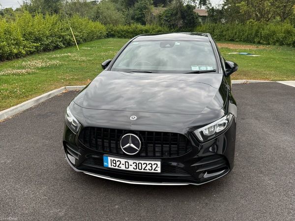 Mercedes-Benz A-Class Hatchback, Diesel, 2019, Black