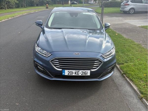 Ford Mondeo Saloon, Petrol Hybrid, 2020, Blue
