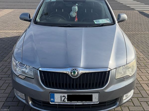 Skoda Superb Saloon, Diesel, 2012, Grey