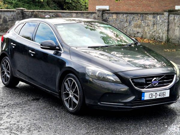 Volvo V40 Hatchback, Petrol, 2013, Black