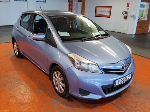 Toyota Yaris Hatchback, Petrol, 2011, Blue
