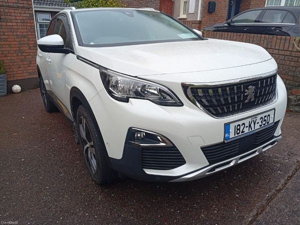 Peugeot 3008 MPV, Petrol, 2018, White