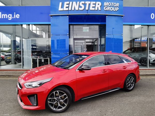 Kia Ceed Hatchback, Petrol, 2019, Red
