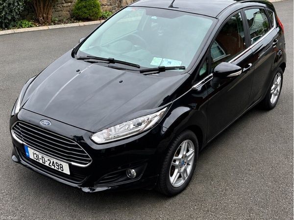 Ford Fiesta Hatchback, Petrol, 2013, Black