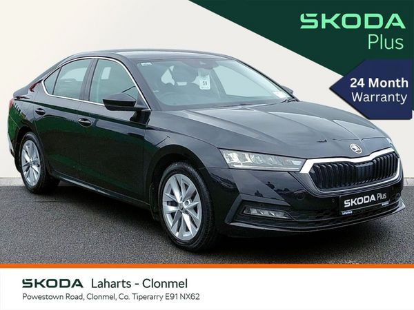 Skoda Octavia Saloon, Diesel, 2023, Black