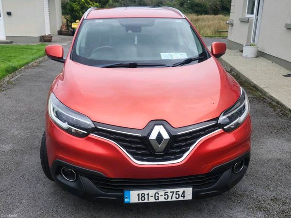 Renault Kadjar SUV, Diesel, 2018, Red