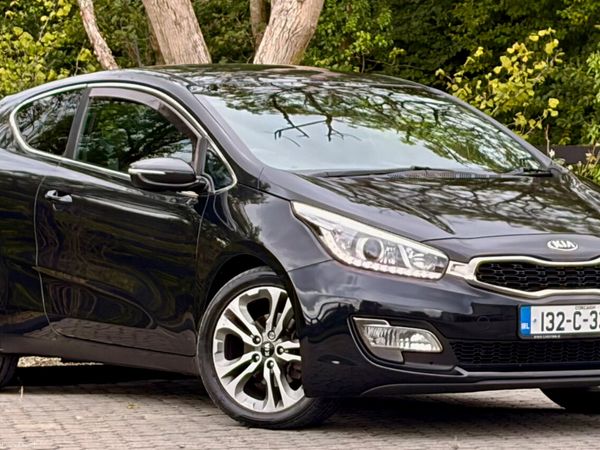 Kia Ceed Hatchback, Diesel, 2013, Black