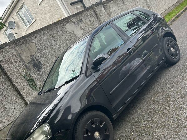 Volkswagen Polo Hatchback, Petrol, 2007, Black