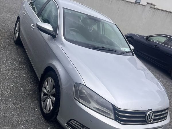 Volkswagen Passat Saloon, Diesel, 2013, Silver