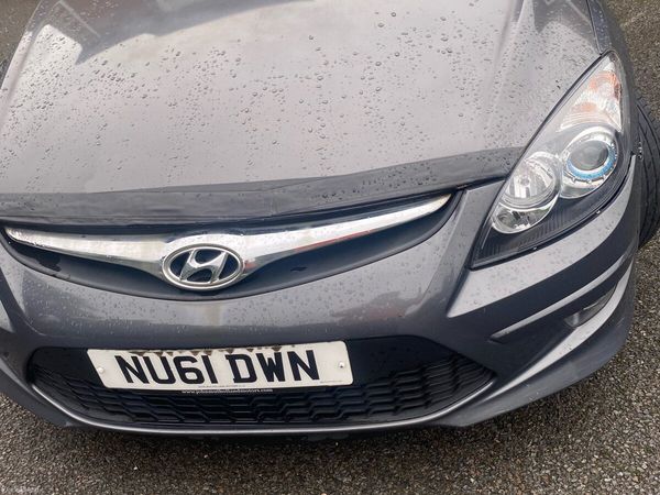 Hyundai i30 Estate, Diesel, 2011, Grey