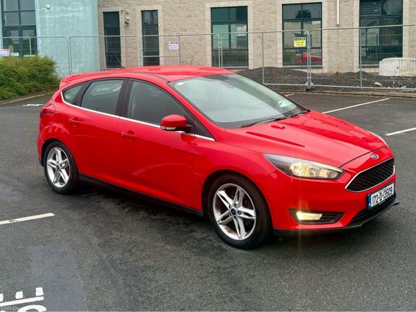 Ford Focus Hatchback, Diesel, 2017, Red