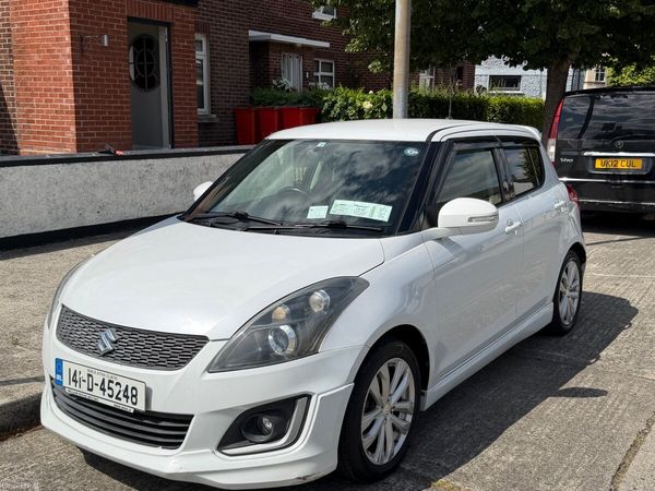 Suzuki Swift Hatchback, Petrol, 2014, White