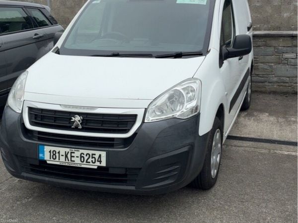 Peugeot Partner MPV, Diesel, 2018, White