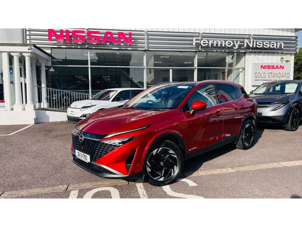 Nissan Qashqai Hatchback, Petrol Hybrid, 2026, Red