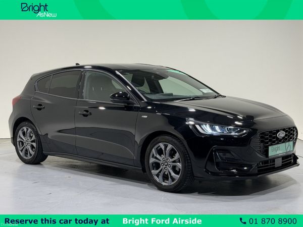 Ford Focus Hatchback, Petrol, 2024, Black