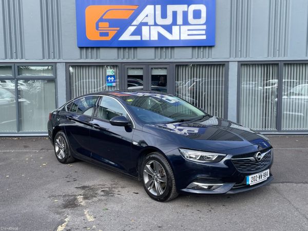 Opel Insignia Hatchback, Diesel, 2020, Blue