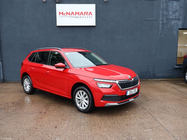 Skoda Kamiq Hatchback, Petrol, 2023, Red