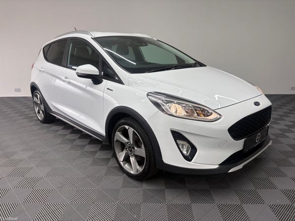 Ford Fiesta Hatchback, Petrol, 2020, White