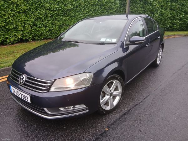 Volkswagen Passat Saloon, Diesel, 2012, Blue