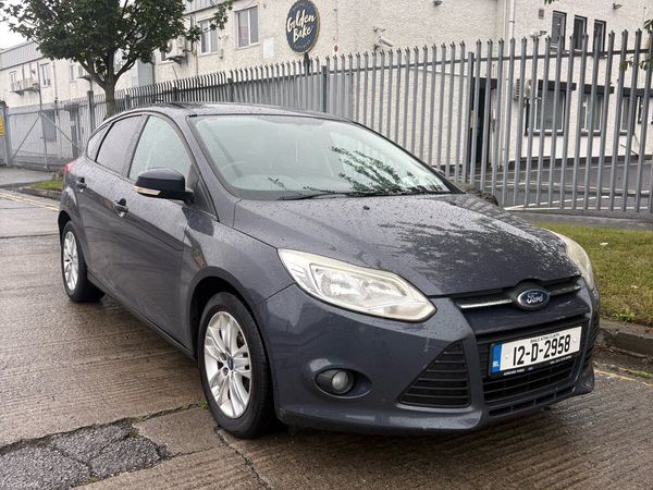 Ford Focus Hatchback, Diesel, 2012, Blue