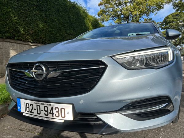 Opel Insignia Hatchback, Diesel, 2018, Grey