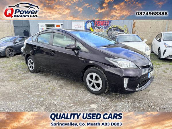Toyota Prius Hatchback, Petrol Hybrid, 2015, Purple