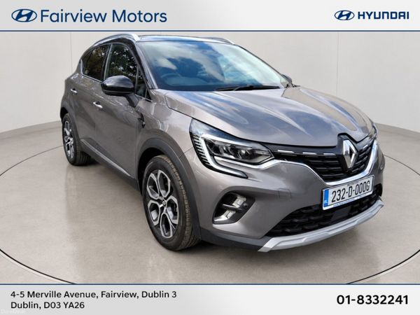 Renault Captur SUV, Petrol Plug-in Hybrid, 2023, Grey