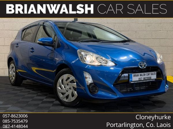 Toyota Aqua Hatchback, Petrol Hybrid, 2016, Blue