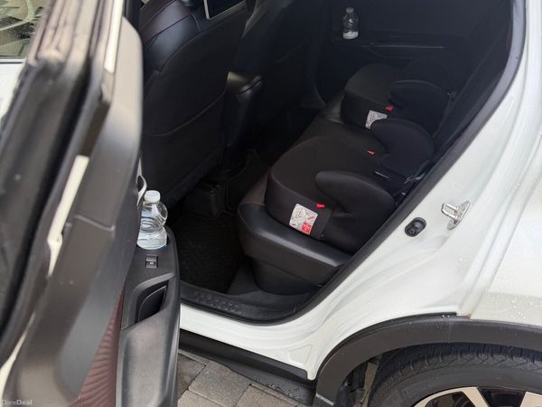 Toyota C-HR Hatchback, Petrol Hybrid, 2018, White