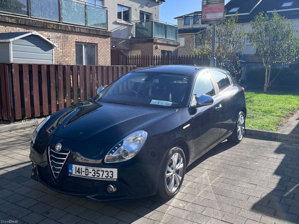 Alfa Romeo Giulietta Hatchback, Diesel, 2014, Black