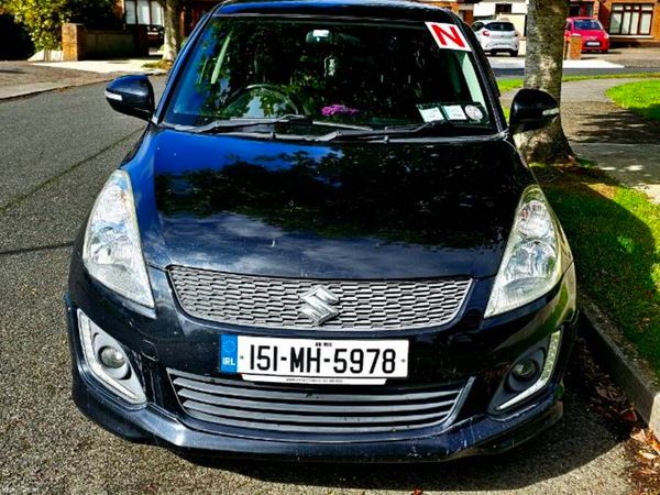 Suzuki Swift Hatchback, Petrol, 2015, Black