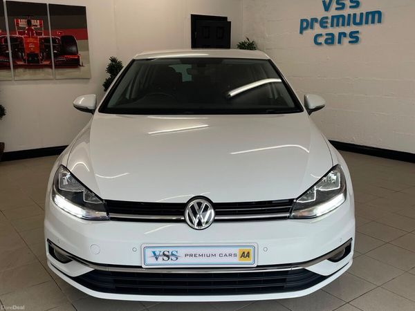 Volkswagen Golf Hatchback, Diesel, 2017, White