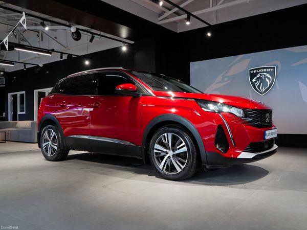 Peugeot 3008 MPV, Diesel, 2021, Red