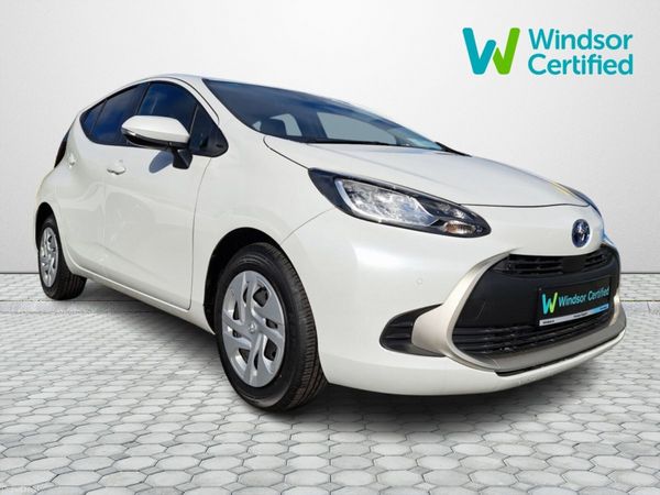 Toyota Aqua Hatchback, Petrol Hybrid, 2024, White