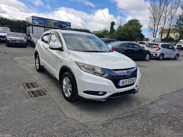 Honda Vezel SUV, Petrol Hybrid, 2014, White