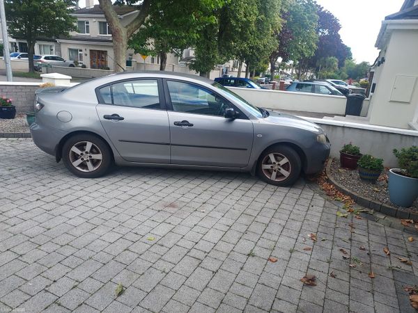 Mazda Mazda3 Saloon, Petrol, 2007, Grey