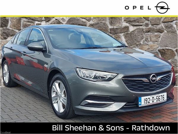 Opel Insignia Hatchback, Diesel, 2019, Grey