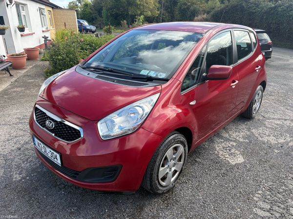 Kia Venga MPV, Petrol, 2014, Red