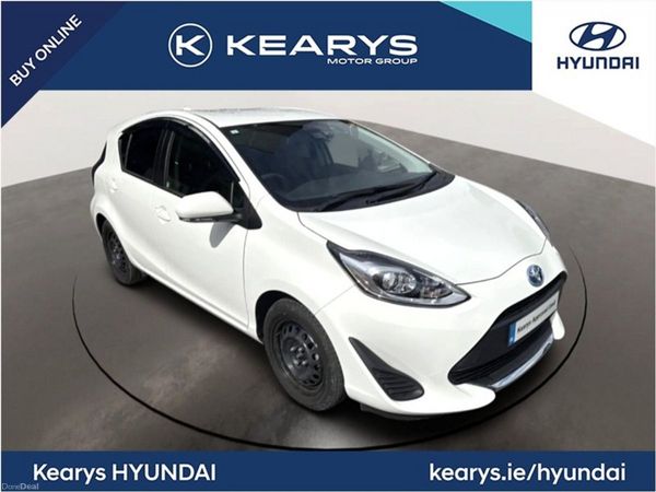Toyota Aqua Hatchback, Petrol Hybrid, 2021, White