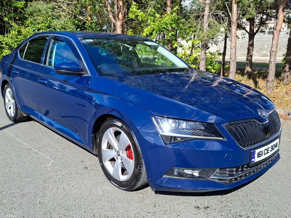 Skoda Superb Hatchback, Diesel, 2016, Blue