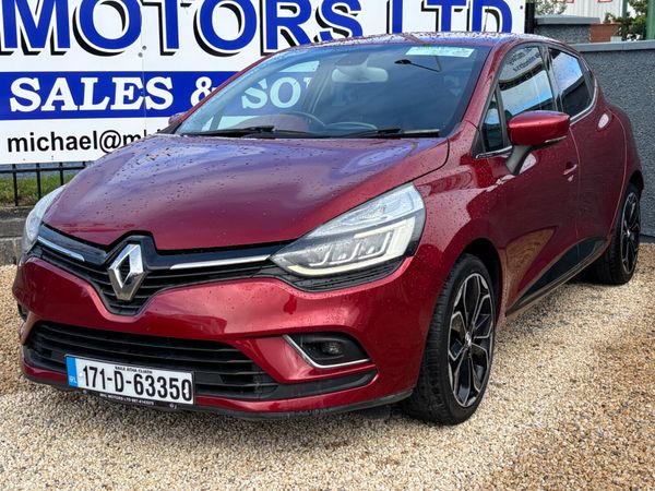 Renault Clio Hatchback, Petrol, 2017, Red