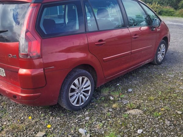 Citroen C4 Hatchback, Diesel, 2008, Red