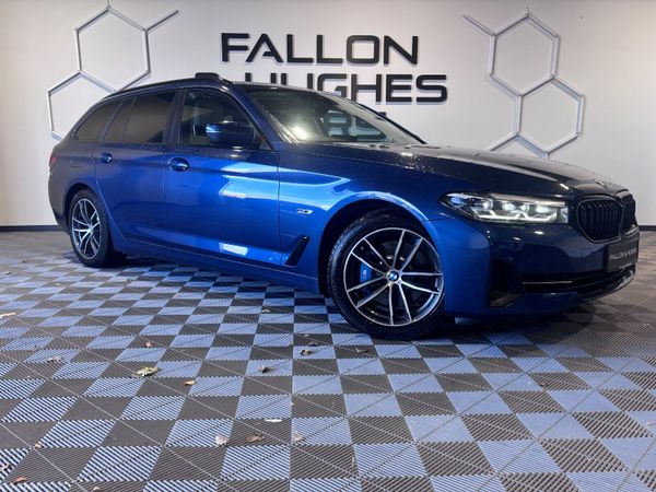 BMW 5-Series Estate, Petrol Plug-in Hybrid, 2022, Blue