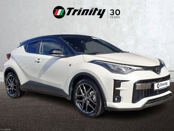 Toyota C-HR SUV, Petrol Hybrid, 2020, White