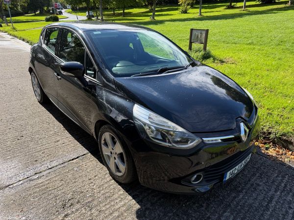 Renault Clio Hatchback, Petrol, 2014, Black
