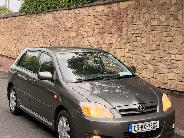 Toyota Corolla Hatchback, Diesel, 2005, Grey