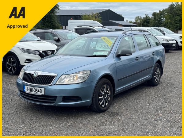 Skoda Octavia Estate, Diesel, 2011, Grey