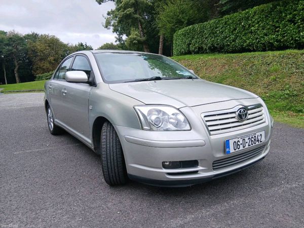 Toyota Avensis Saloon, Petrol, 2006, Silver